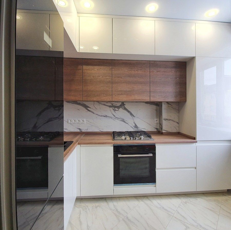 Белый кухонный гарнитур-Кухня МДФ в эмали «Модель 554»-фото3